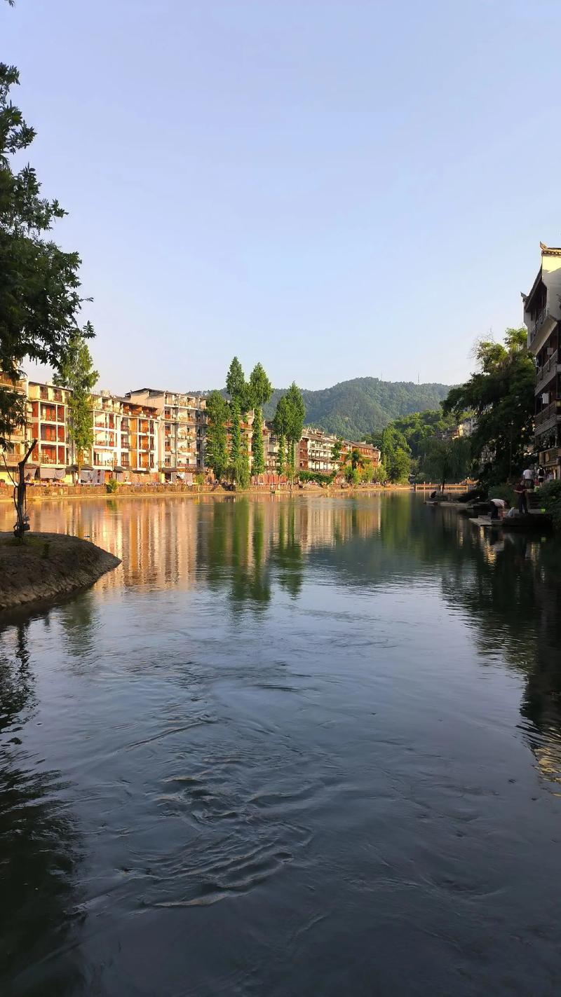 777788888管家婆免费和凤凰古城百人抢鸭子与凤凰古城百人抢鸭子是真的吗