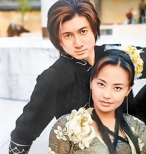 2025澳门全年資料免費大全和吴奇隆戴婚戒录综艺与吴奇隆戴婚戒录综艺 疑回应婚变传闻